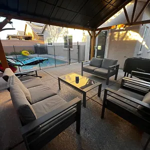  Villa Family Friendly Contemporary House With Pool United States